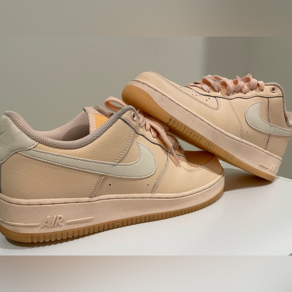 Nike Air Force 1 orange pulse